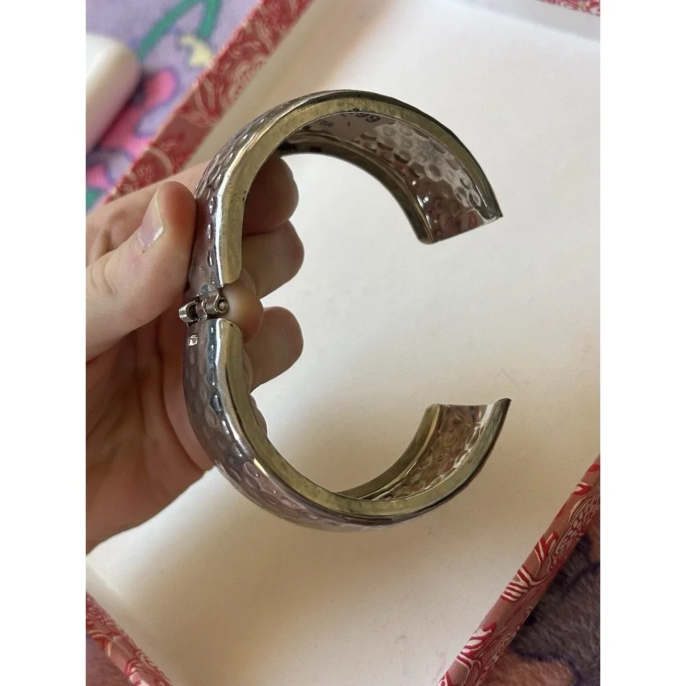 N/A silver tone